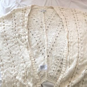 Cream short sleeve sweater